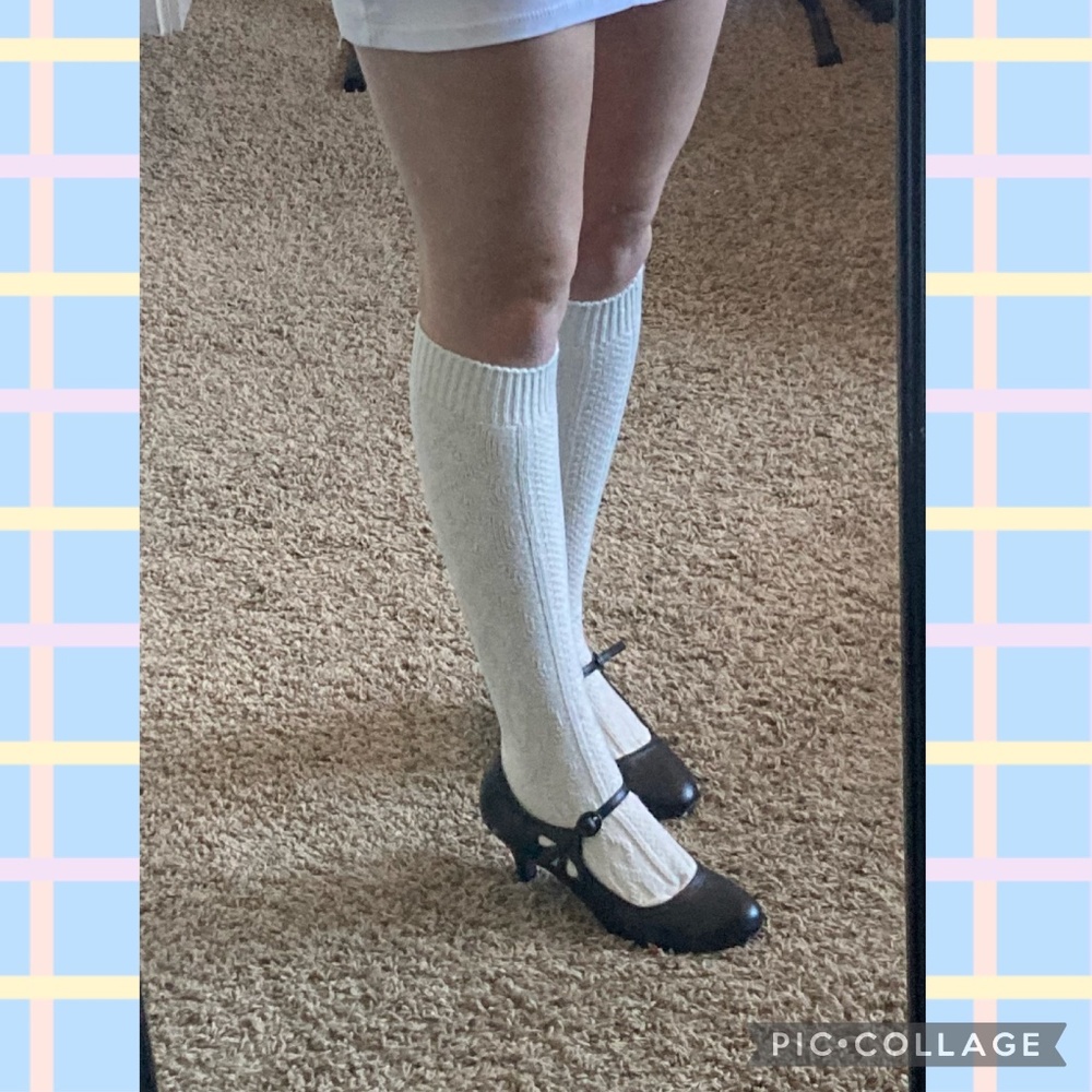 Free w/ bundle - Time and Tru Knee Socks